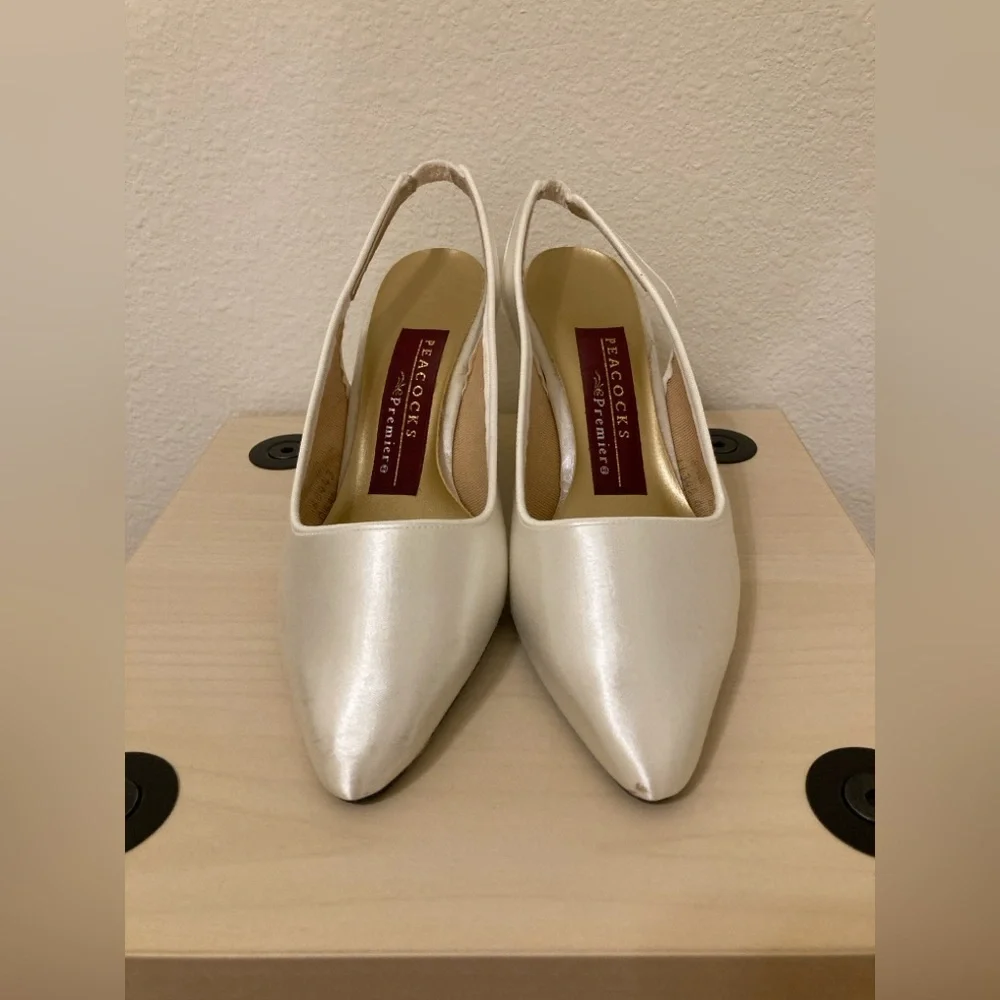 Peacocks Premier Ivory Slingback Heels - Picture 3 of 10